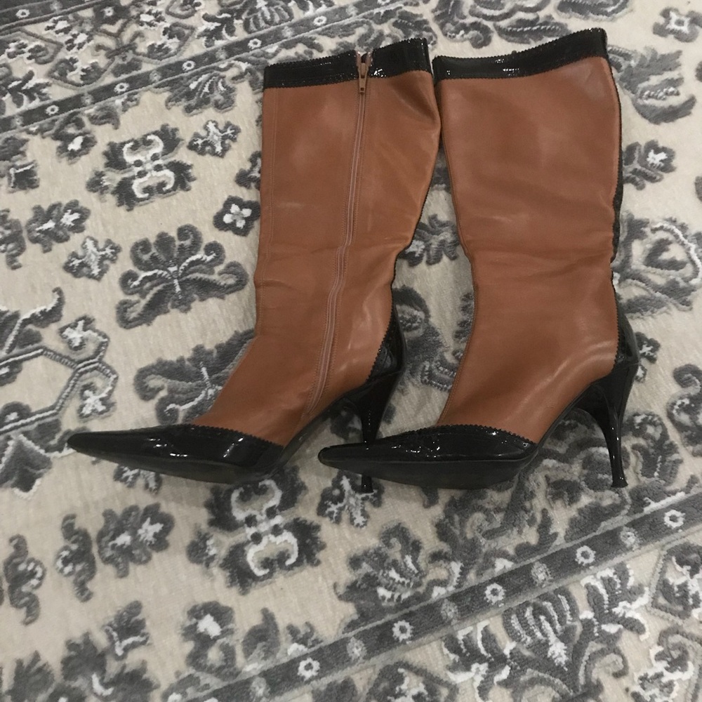 Black & Brown Pointy Toe Boots